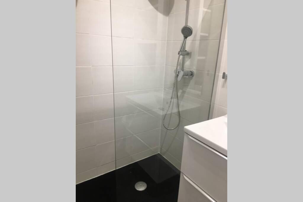 Studio Meuble Proche Plages Et Vieille Ville Antibes Ngoại thất bức ảnh